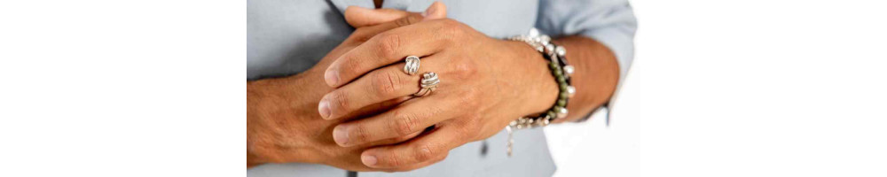 Men’s Silver Rings – Bold & Modern Designs